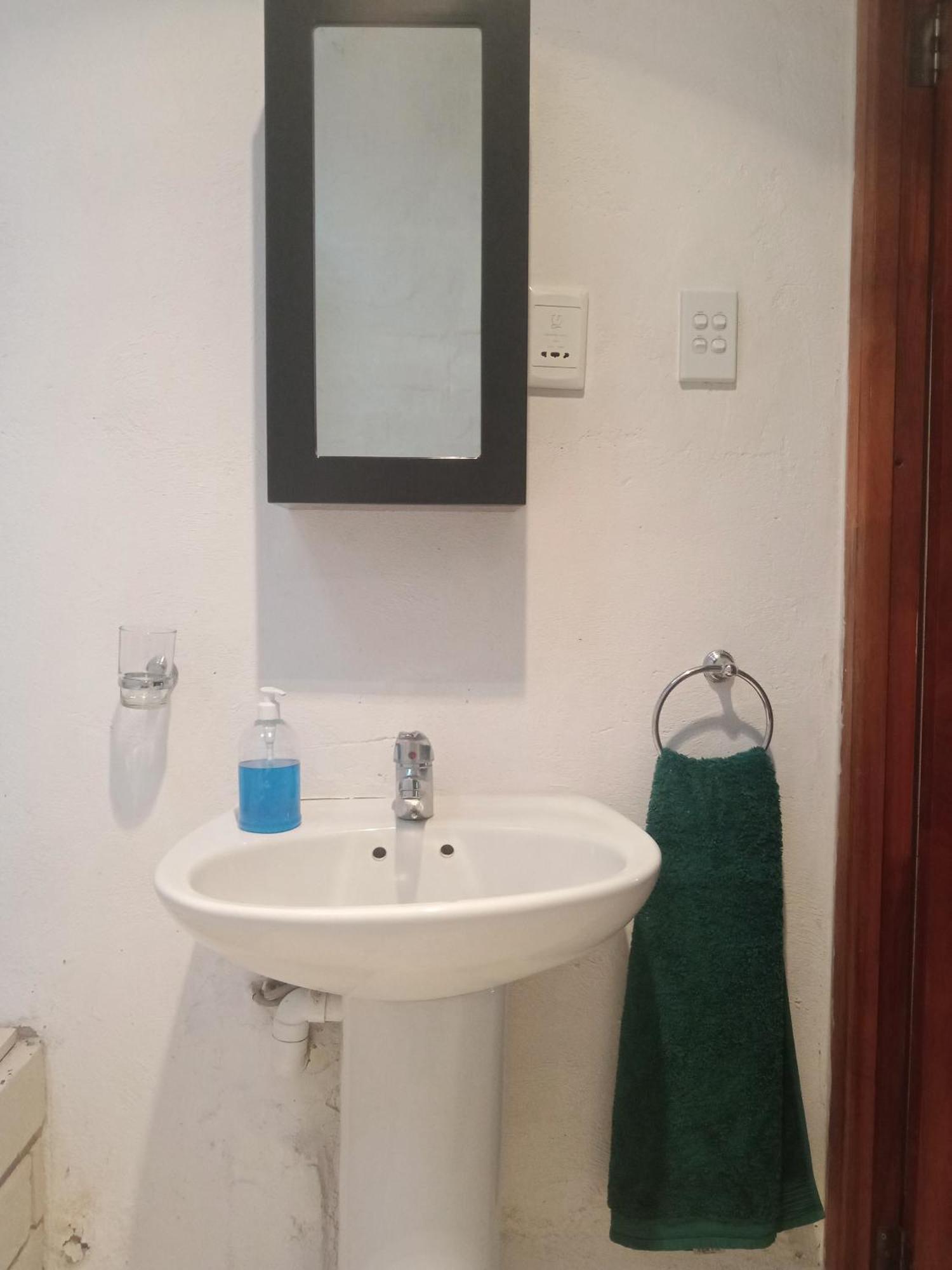 The Farmhouse B&B Stellenbosch Quarto foto
